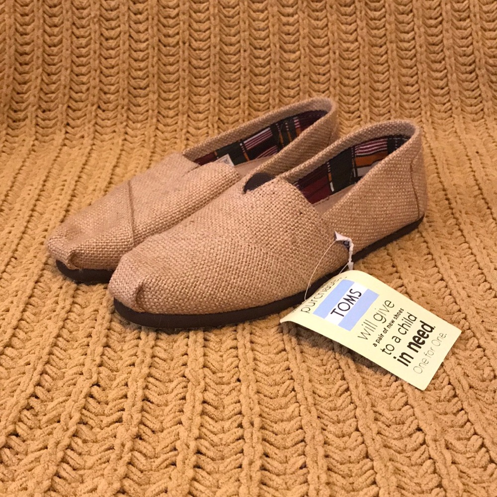 TOMS Shoes